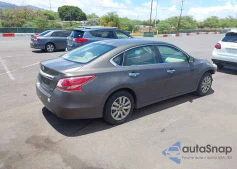 2013 Nissan Altima 2.5 z USA, uszkodzony, nr VIN 1N4AL3AP1DN481254